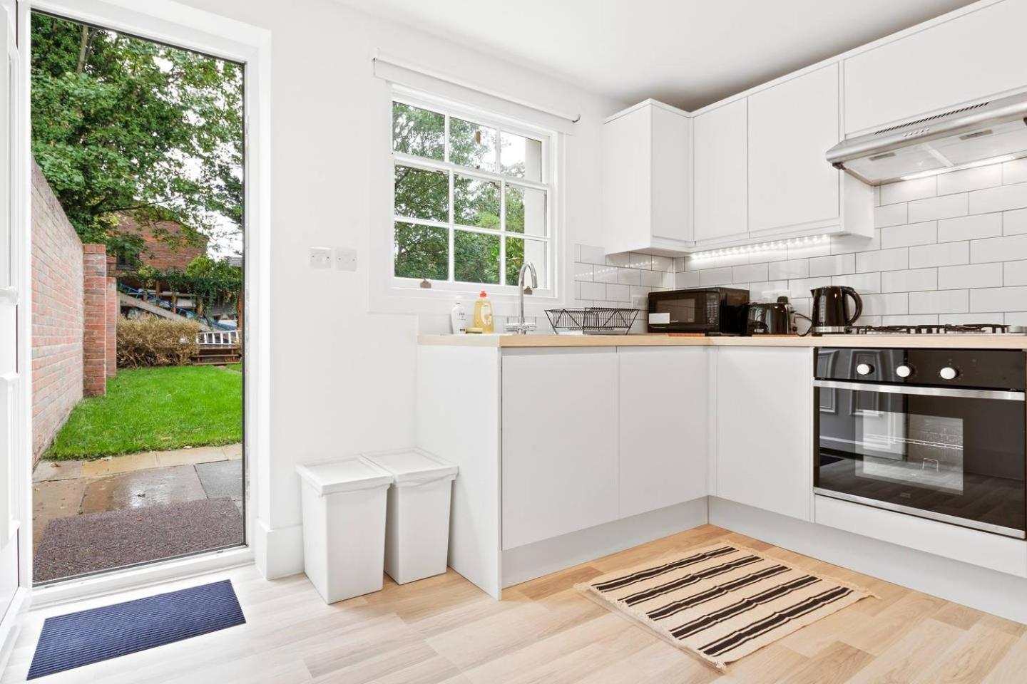 Airy Spacious 1 Bedroom Aprtment With Garden In Brixton لندن المظهر الخارجي الصورة